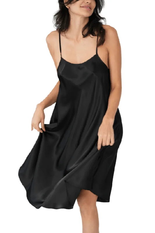 women lounge dress with a pocket - friendly design for carrying essentialsSwing Chemise - Black