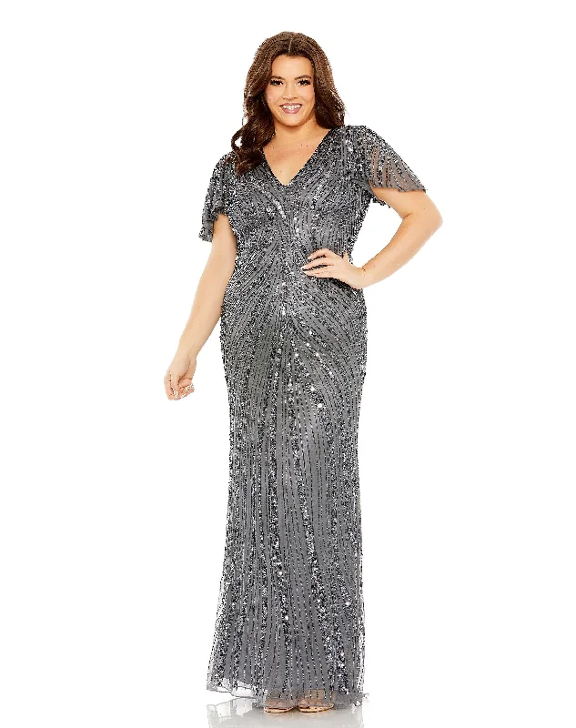 Sexy Valentine's Day dresses for a romantic dateMac Duggal 5945 Plus Size Sequins Long Formal Evening Dress